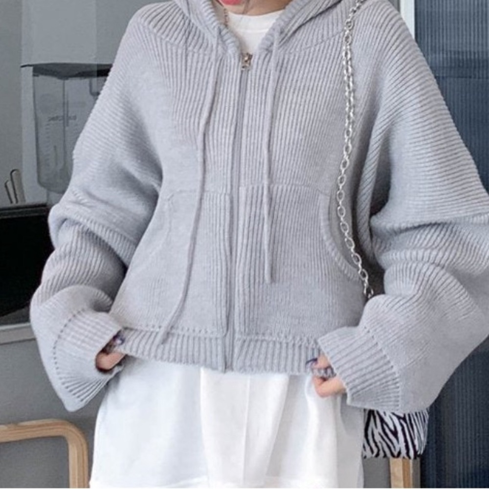 Oversize Hooded Zipper Knit Jacket in color black